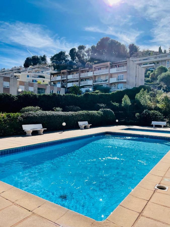 Studio Cosy Avec Terrasse Et Garage Saint-Laurent Du Var Limitrophe Nice ภายนอก รูปภาพ